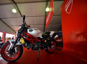 Monster 796 S2R_003 (Medium)