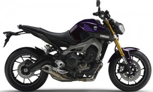 Yamaha-MT-09-Malaysia-blue